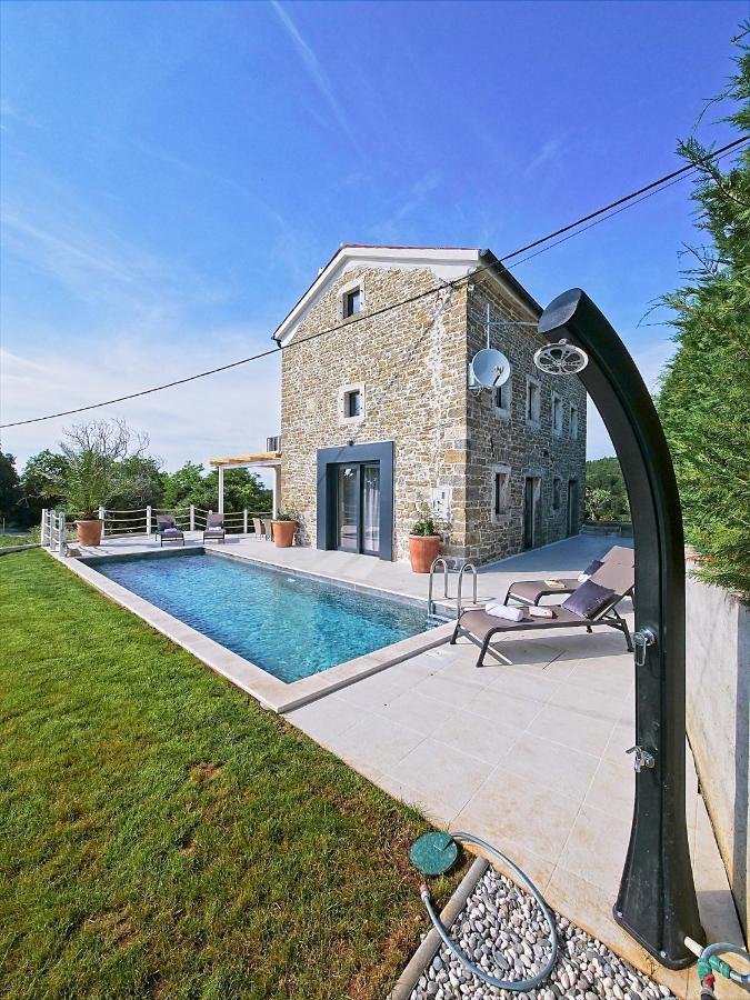 Villa Carica Krasica  Esterno foto