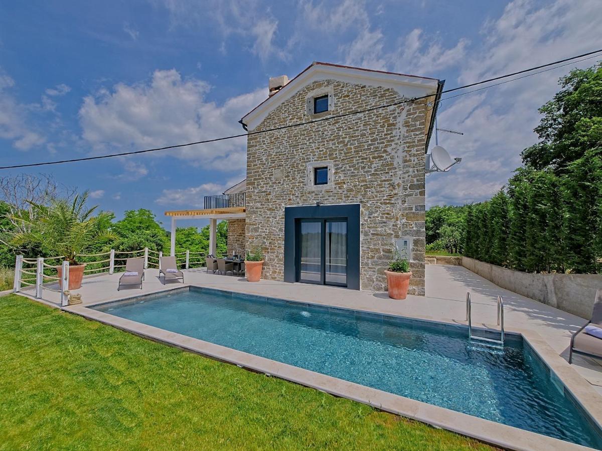 Villa Carica Krasica  Esterno foto